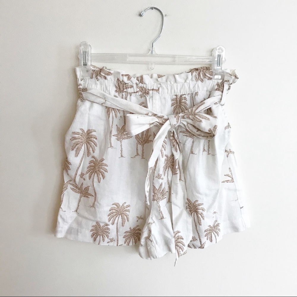 H&M x Desmond and Dempsey shorts